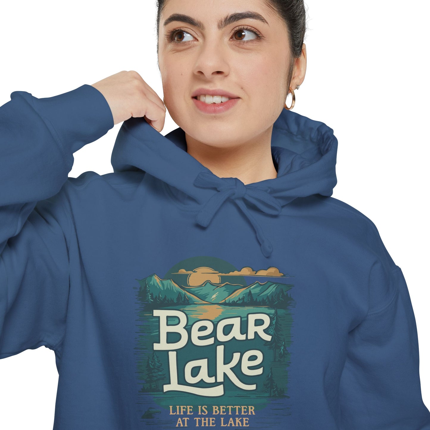 Bear Lake Scenic Mountain View Unisex Garment-Dyed Pullover Hoodie Hooded Sweatshirt with Utah Idaho Vacation Destination