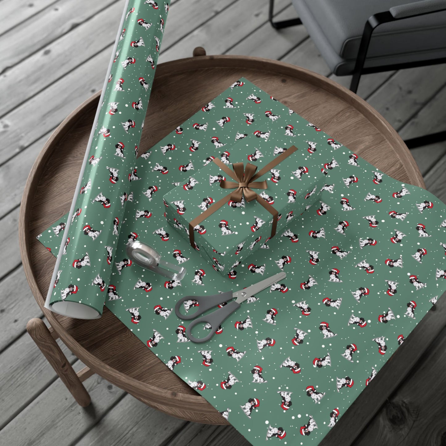 Tricolor Cavalier King Charles Spaniel Dog Christmas Wrapping Paper, Dogs Print, Cheery Holiday Gift Wrap With Snowy Xmas Puppy In Santa Hat