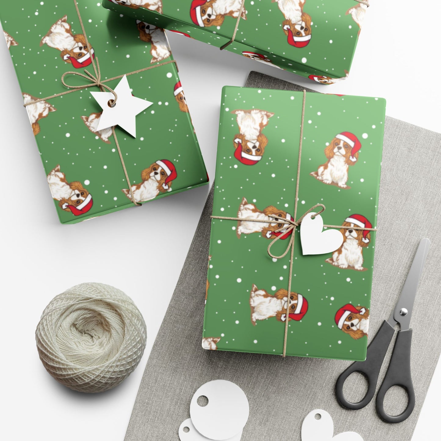 Blenheim Cavalier King Charles Spaniel Dog Christmas Wrapping Paper, Dogs Print, Green Holiday Gift Wrap With Snowy Xmas Puppy Santa Hat