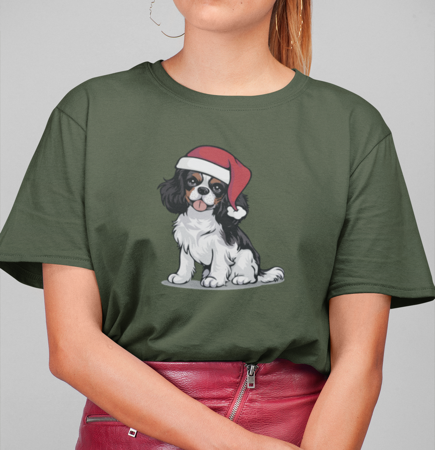 Christmas Cavalier King Charles Spaniel Dog T-Shirt, Festive Holiday Xmas Pet Dogs In Santa Hat Cotton Tee
