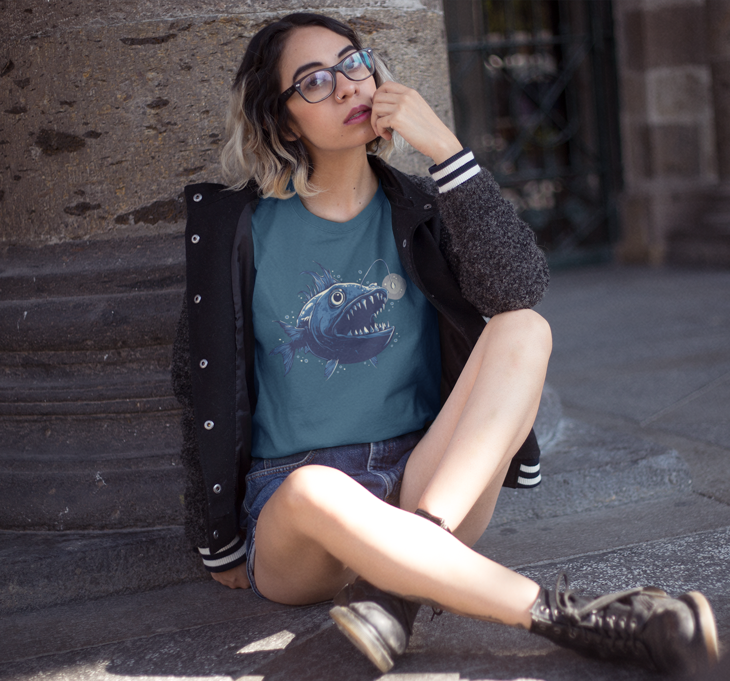 Deep Sea Anglerfish T-shirt, Ocean Life Angler Fish Bioluminescent Lure Tee - Short Sleeve Cotton Tees Mens Womens Unisex