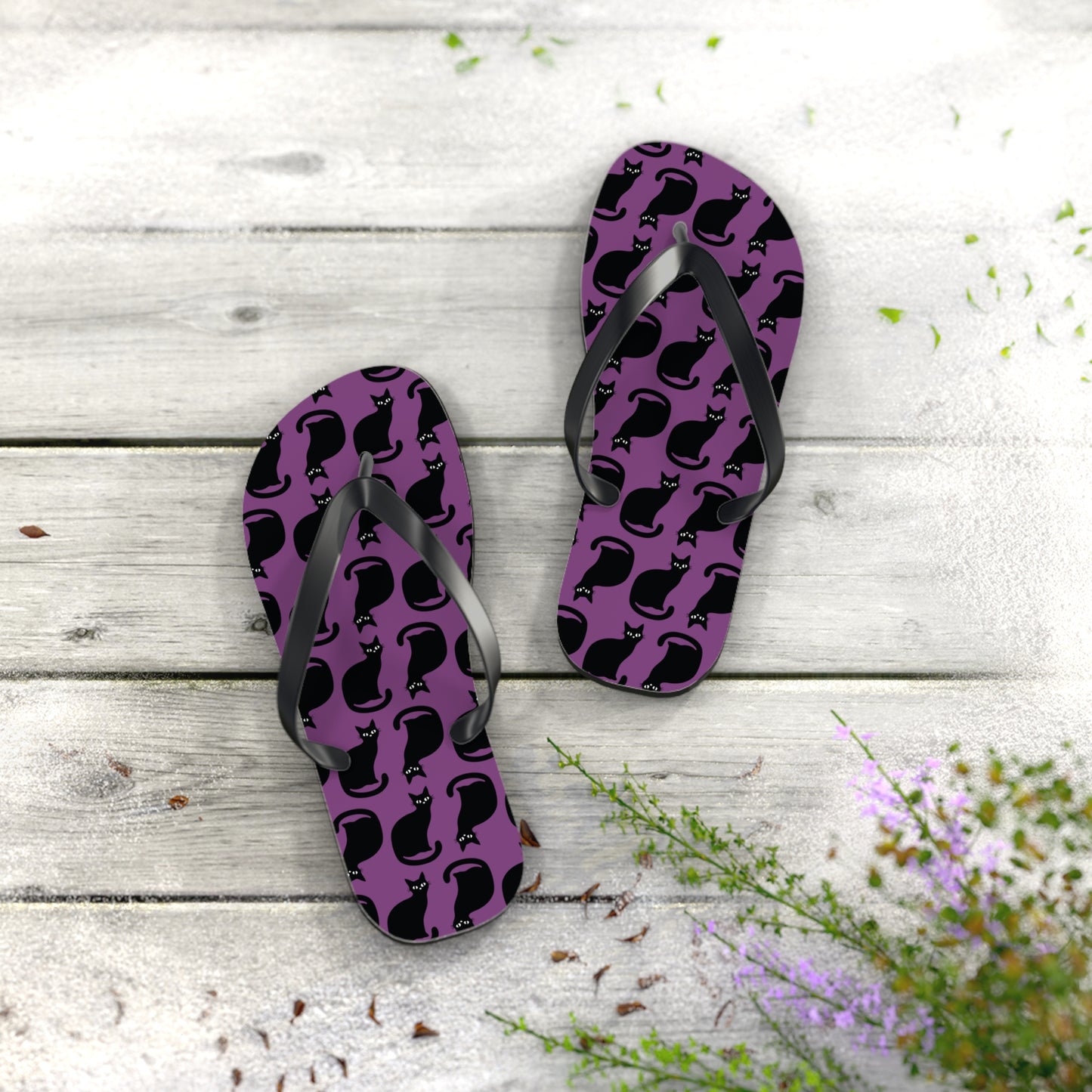 Black Cat Pattern Flip Flops | PurpleGoth Cat Silhouette Beach Sandals, Halloween Spooky Gothic Summer Footwear